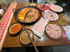 -巴隆门重庆老火锅(太湖路店)