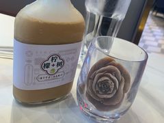 冠军玫瑰冰奶茶-柠檬树茶餐厅(海雅缤纷城店)