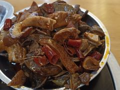 -春明狗肉馆(园丁花园店)