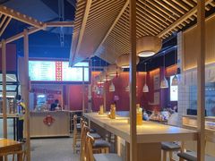 大堂-八二小区抄手(龙湖上城天街店)