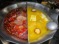 -湊湊火锅·茶憩(南京东路悦荟店)