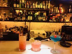 -城墙外BAR