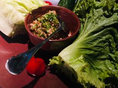 傣族生菜包肉-花马天堂云南餐厅 Lost Heaven(高邮路店)