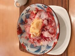 草莓牛奶沙冰-VIA TOKYO