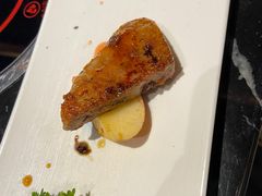 -淡尾·海鲜自助概念餐厅(虹桥南丰城店)