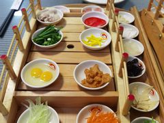 -双桥园·云南过桥米线(古城南门店)