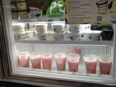 -全家便利店(秀沿路二店)