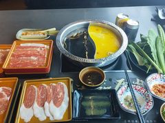 -牛武士寿喜烧·和牛火锅自助(全球首店)