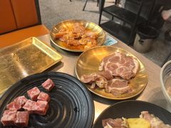 -胡悦里韩式烤肉(芝罘万达广场店)