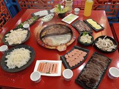 -重庆巴九门老火锅(阳朔店)