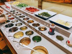 自助调料区-海底捞火锅(吾悦广场店)