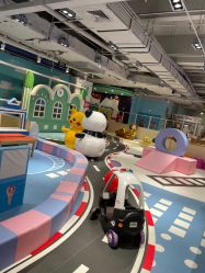 -利奥梦幻主题乐园(爱琴海购物公园店)