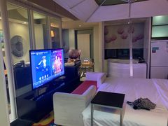 -喜鹊愉家酒店(郑州曼哈顿博览中心地铁站店)