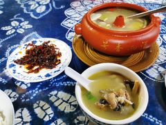 松茸鸡汤-龙姐私房菜(和顺古镇店)