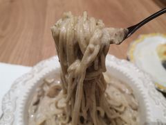 -玛格萝妮比萨屋(四平店)