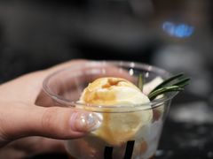 -HUG·拥抱咖啡(郑州宝龙广场店)