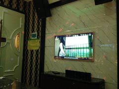-皇马纯KTV·量贩·聚会(民治店)