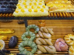 -焙丽拾光(麦凯乐直营店)