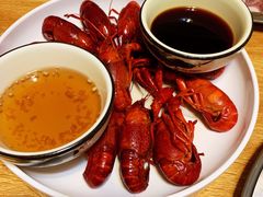 -茸梅路右拐龙虾-农家菜(松江店)