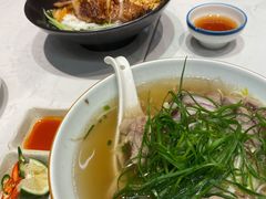 -美奈小馆·越南料理(中航城君尚购物中心店)