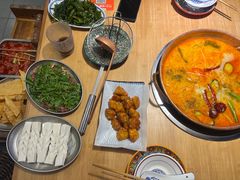 -洱火云南酸菜牛肉火锅(石景山当代商城店)