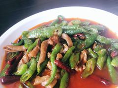 -曾氏肥肠馆(凯瑞雅居店)