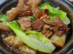 牛腩牛筋双拼啫啫煲仔粉-珍珍小食店(西华路店)