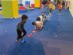 -蜩动儿童运动成长馆(恒生万鹂广场店)