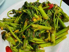 -明记烧鱼美味店