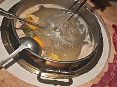 -牛人日志·鲜牛肉骨汤火锅(万科里瑧店)