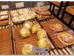 -顶东面包花园·生日蛋糕(世博店)