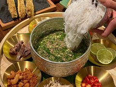 -良米山·云南野生菌过桥米线(上海首店)