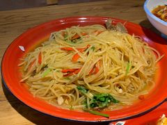 -先启半步颠小酒馆(虹桥龙湖天街店)