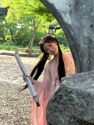 -一揽芳华汉服旗袍体验馆(拙政园店)