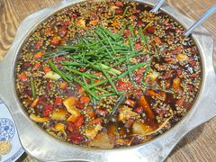 -乡土特色.冷锅鱼.牦牛肉汤锅