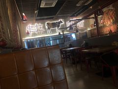 大堂-跳舞牛·串烧酒场(麦地店)