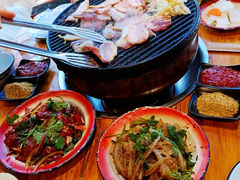 -石记老北京炙子烤肉(松园店)