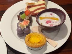 -广州万富希尔顿酒店·感趣自助餐厅·金秋蟹宴生蚝海鲜刺身
