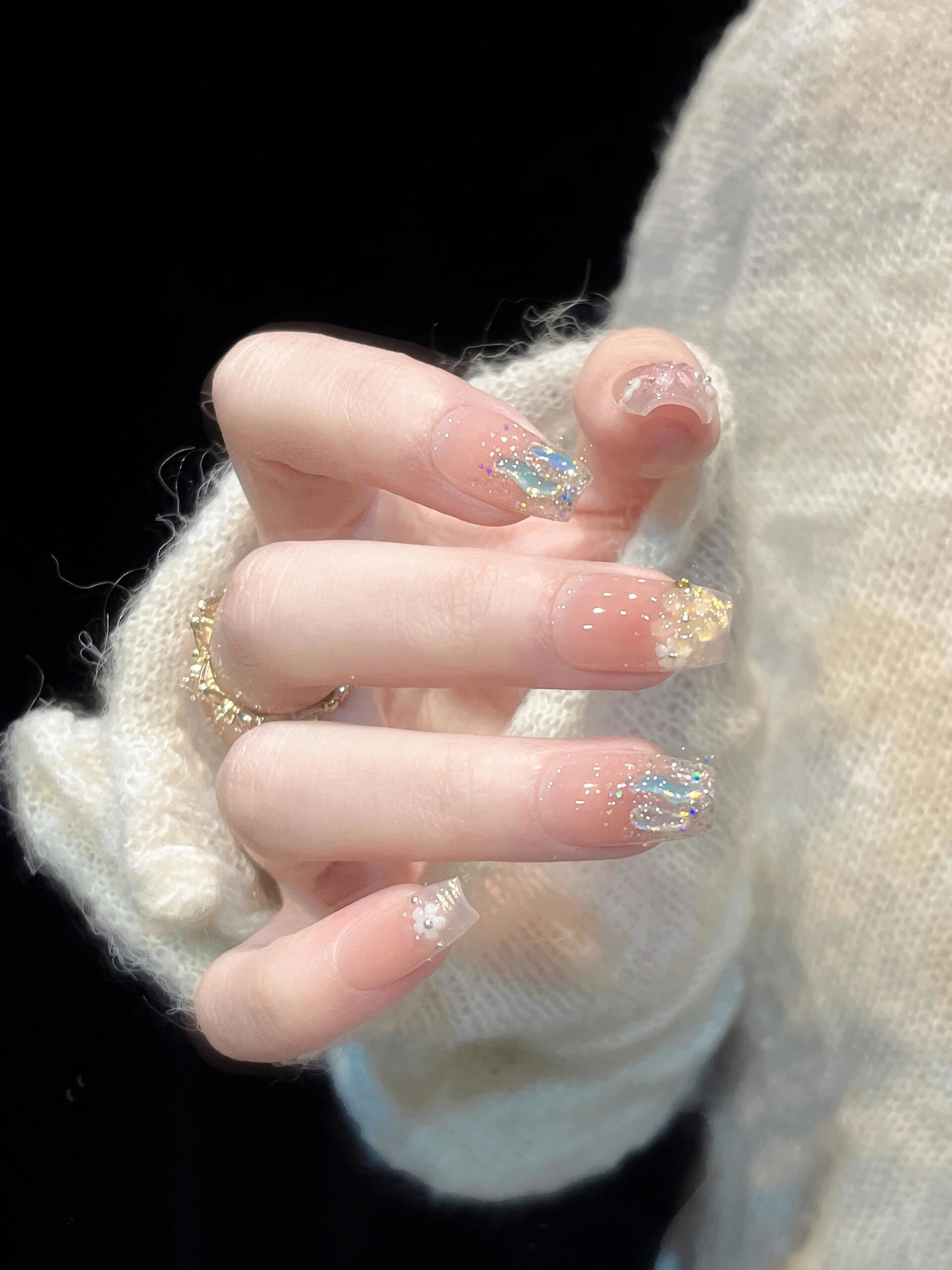 璀璨金边美甲来袭!