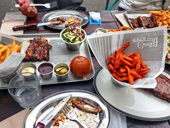 -Ribs & Burgers The Rocks