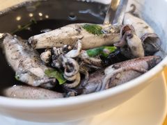-J Daeng Seafood