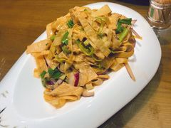 -八大碗·地道东北菜(东陵西路店)