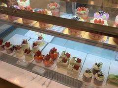 -花花卷卷·鲜食蛋糕(静安久光百货店)