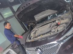 -路路通百辰汽车服务连锁(三合店)