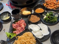 -啊美丽炭火烤肉(滑翔一店)