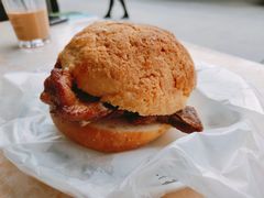 猪扒菠萝包-渔记茶餐厅(渔村店)