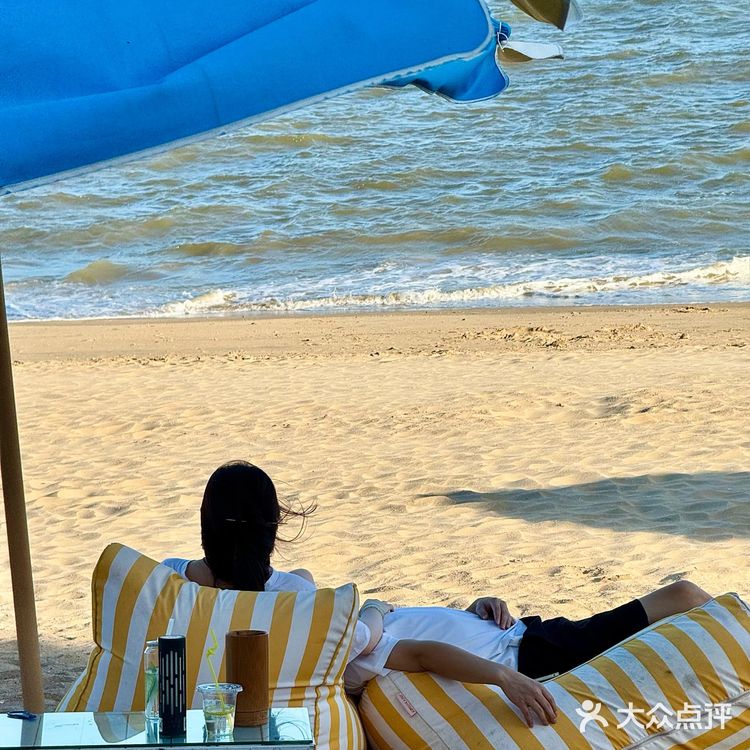 总要来厦门的海边下午茶一次吧🌊。。。