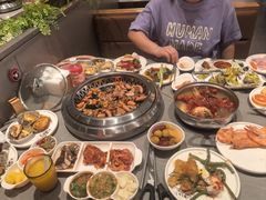 -黑金·寻焰自助百汇·烤肉·火锅(中街店)