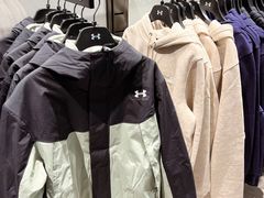 -UNDER ARMOUR(八达岭奥莱店)