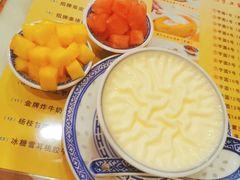-广信牛奶甜品世家(台东店)